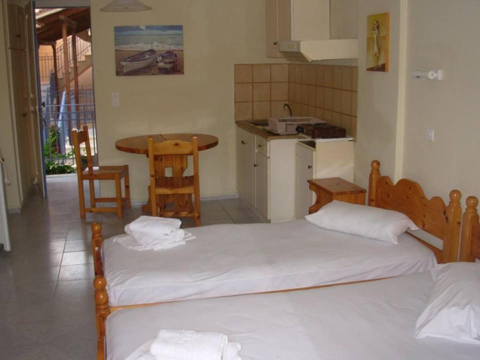 Louisa Studios Poros  Zewnętrze zdjęcie