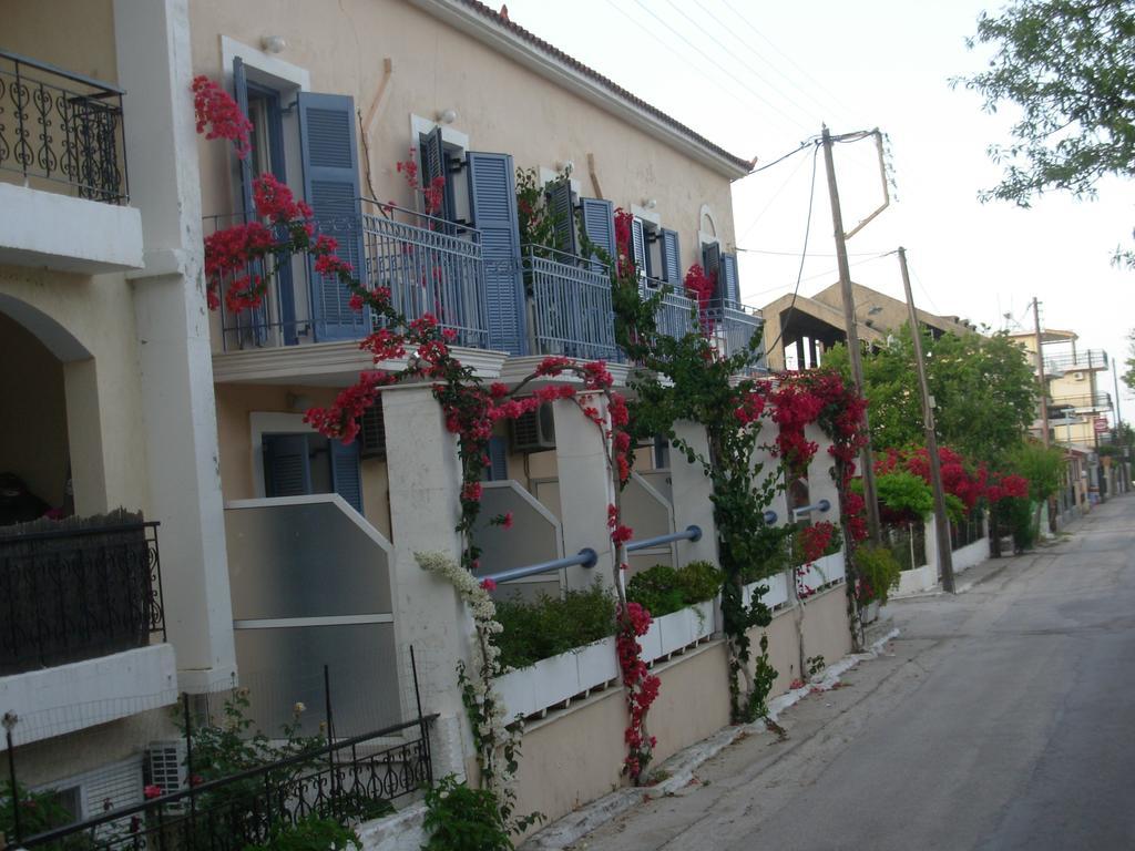Louisa Studios Poros  Zewnętrze zdjęcie